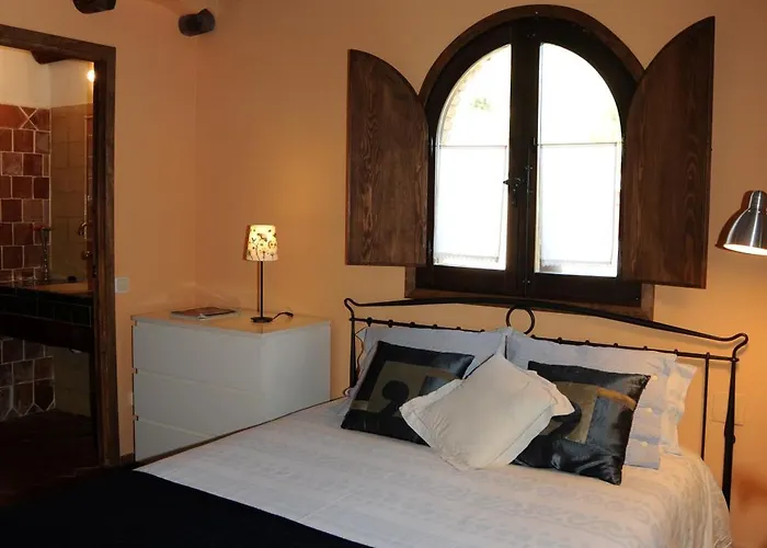 Albergue Rural De Guara
